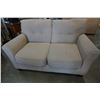 Image 1 : BEIGE LOVE SEAT