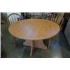 Image 2 : MAPLE DINING TABLE W/ 2 CHAIRS