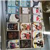 Image 2 : BINDER OF HOCKEY ROOKIE CARDS RC BOOK VALUE $600