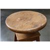 Image 2 : ANTIQUE OAK SPINNING STOOL - MADE IN CANADA
