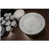 Image 2 : SET OF SOMERSET DISHES