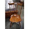 Image 1 : MAPLE BRACE BACK WINDSOR CHAIR