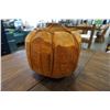 Image 3 : CHAINSAW CARVING OF PUMPKIN