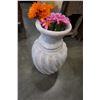 Image 3 : LARGE WHITE POTTERY VASE