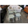 Image 1 : 4 PAINTED SWIVEL BAR STOOLS