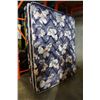 Image 1 : SEALY QUEENSIZE MATTRESS AND BOX SPRING