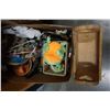 Image 1 : BOX OF ANTIQUES AND COLLECTIBLES