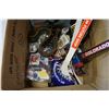 Image 2 : BOX OF HOCKEY COLLECTIBLES AND SIGNED MINI STICK