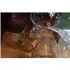 Image 3 : LOT OF DEPRESSION GLASS AND ART GLASS