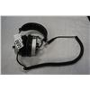 Image 1 : MONA M-102C HI-FI STEREO HEADPHONES
