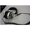 Image 3 : MONA M-102C HI-FI STEREO HEADPHONES