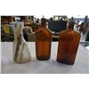 Image 2 : LOT OF VINTAGE GLASS BOTTLES, TINS, ETC