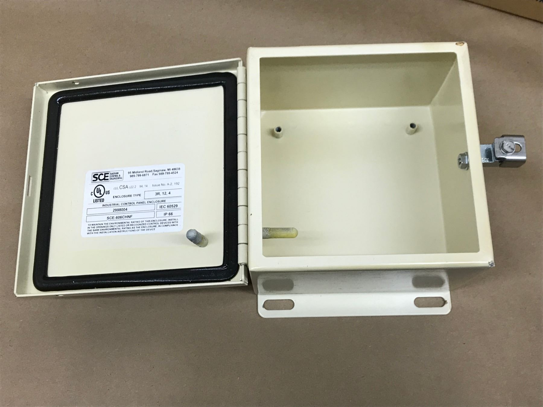 Sce Box LOT OF SCE SCE-606CHNF INDUSTRIAL PANEL ENCLOSURE - BTM Industrial
