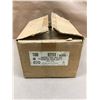 Image 1 : LOT OF HUBBLE 97111 302/304 SUPER STAINLESS STEEL WALL PLATE