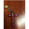 Image 2 : Vintage Rosary Red + Cream Beads