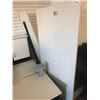 Image 4 : Cabinets