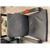 Image 3 : Loveseat /Chair/Ottoman
