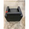 Image 2 : Sofa/Loveseat/Chair