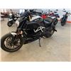 Image 2 : Motorcycle: 2015 Ducati DIAVEL Carbon