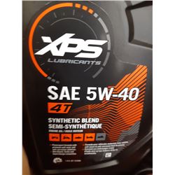 Synthetic Blend Oil and Evinrude Blend Oil