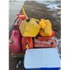 Image 2 : Jerry Cans, Coleman Cooler and Collant