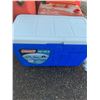Image 3 : Jerry Cans, Coleman Cooler and Collant