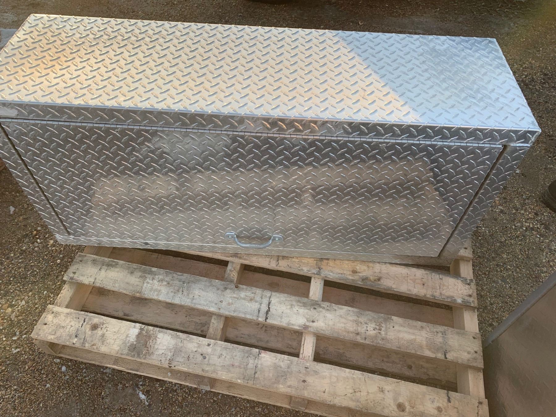 Aluminum Checker Plate Storage Boxes