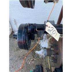 8 Bolt axle