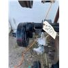 Image 1 : 8 Bolt axle
