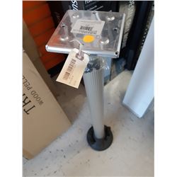 Pedestal Grill Mounts