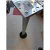 Image 3 : Pedestal Grill Mounts