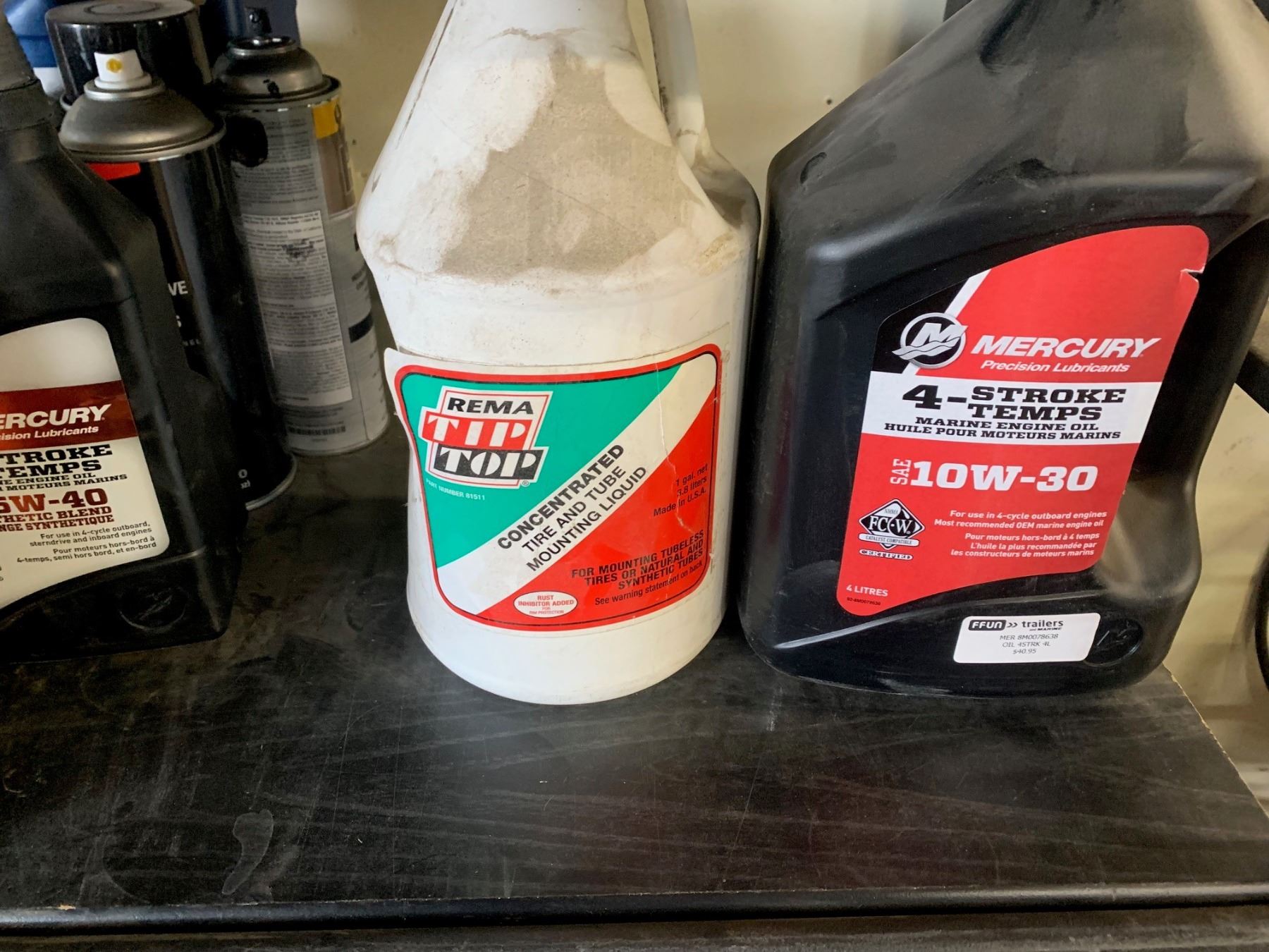 Silicon Sprays, Break Fluid, Fogging Oil, Combustion Chamber Cleaner