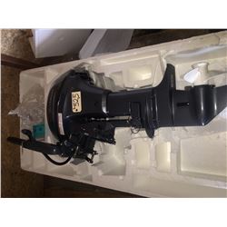 Yamaha 4 stroke 8HP w. tiller, unused