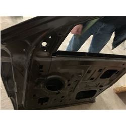 Right hand front door-Ram 1500 and fits a 2003 to 2010 Ram HD.  Some damage 55275852AL