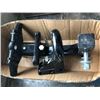 Image 1 : 20 ton pintle eye; and other hitch Components