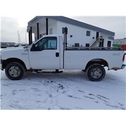 2005 Ford F250 XL 4wd, Regular Cab  131,325kms  Just serviced @Tire Craft Saskatoon