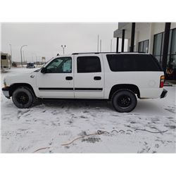 2006 Chevy Suburban 4X4 - 44,895kms  Just serviced @Tire Craft Saskatoon