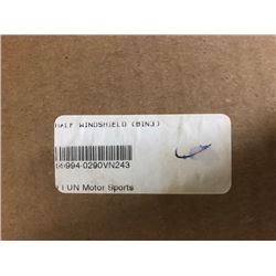 Half windshield (8913531)