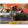 Image 1 : Helmet speakers; Clutch fluid tank caps; mini SX pad; pivot handlebar riser; grips ans misc parts