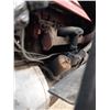 Image 10 : 1988 Massey Ferguson 4cyl gas  engine, Front end loader bucket