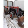 Image 2 : 1988 Massey Ferguson 4cyl gas  engine, Front end loader bucket