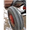 Image 3 : 1988 Massey Ferguson 4cyl gas  engine, Front end loader bucket