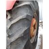 Image 4 : 1988 Massey Ferguson 4cyl gas  engine, Front end loader bucket