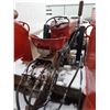 Image 7 : 1988 Massey Ferguson 4cyl gas  engine, Front end loader bucket
