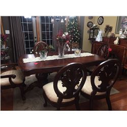 beautiful mahogany 10 pc dining room suite