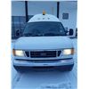 Image 2 : 2005 Ford 4X4 cube Van with full access vertical lift rear door  Just serviced @Tire Craft Saskatoon