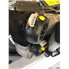 Image 3 : Lowe Trailer bumpers guides and wheels