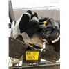 Image 4 : Lowe Trailer bumpers guides and wheels