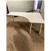 Image 3 : Low cornet Table and a Tilt Top Table