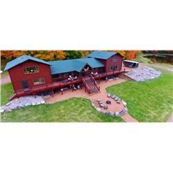 4 Day 3 Night Wisconsin Whitetail Deer for 1 hunter and 1 non hunter